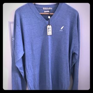 Peter Millar sweater w/ Siwanoy Country Club logo
